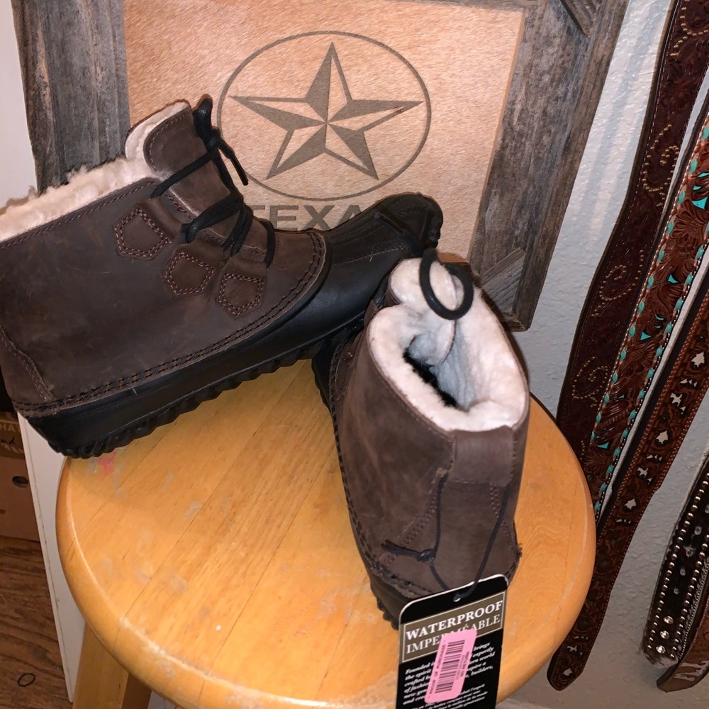 Women’s Sorel waterproof shoe